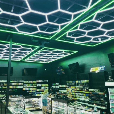 5.42m x 3.63m / 17.78ft x 11.90ft HEXAGRID LED LIGHTING SYSTEM WITH BORDER - Get Lit LED Lighting Store