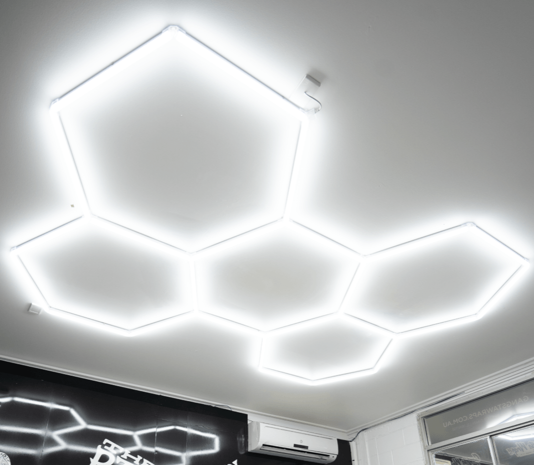 2.06m x 2.9m / 6.75ft x 9.75ft - 5 PACK HEXAGRID LED LIGHTING SYSTEM - Get Lit LED Lighting Store