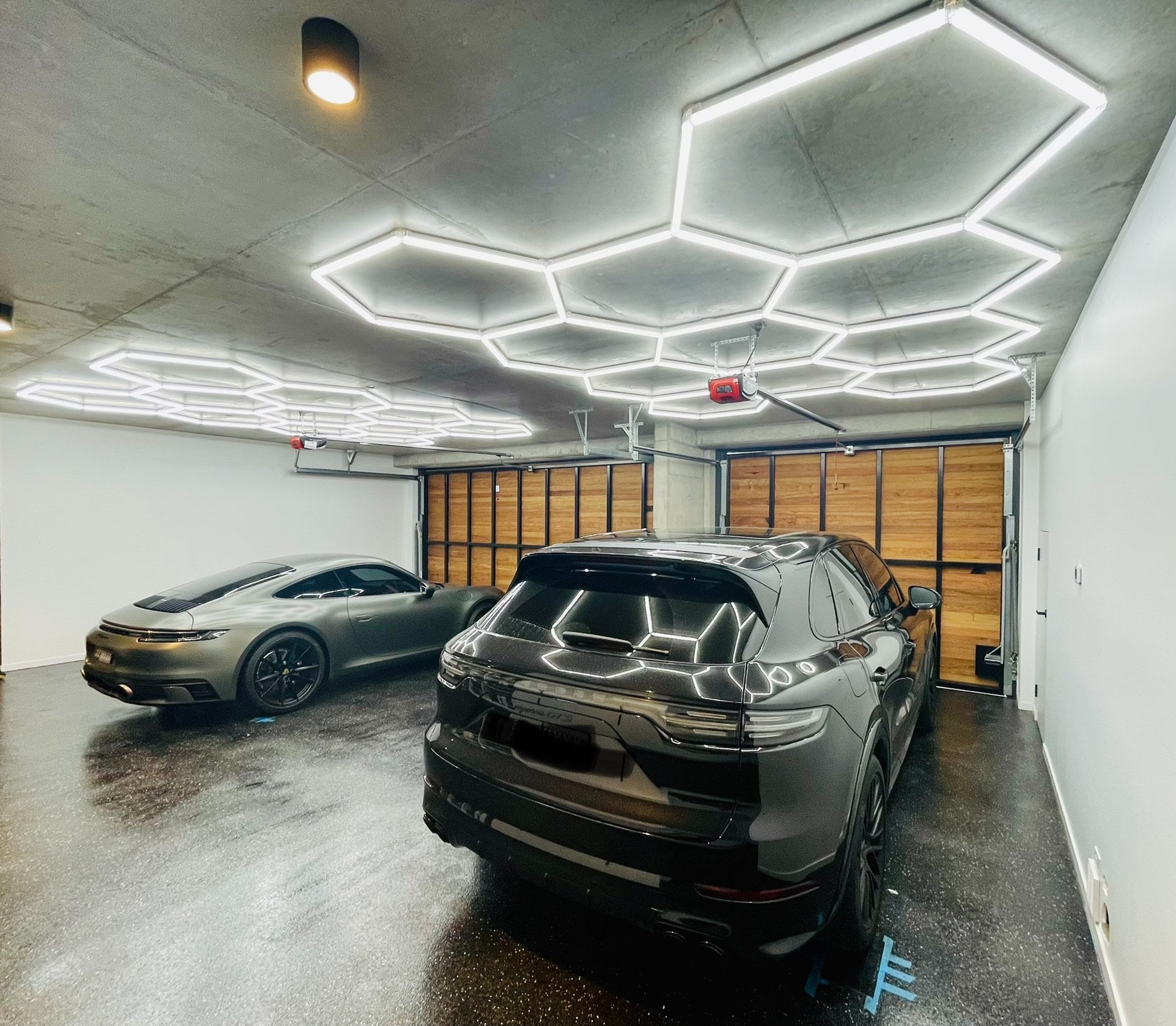4.12m x 2.97m / 13.53ft x 9.74ft - 434 HEXAGRID LED LIGHTING SYSTEM - Get Lit LED Lighting Store